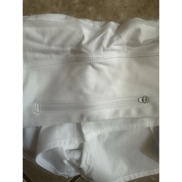 NWT Lululemon L Speed Up HR Shorts 4” Mesh Vent White - Picture 4 of 4